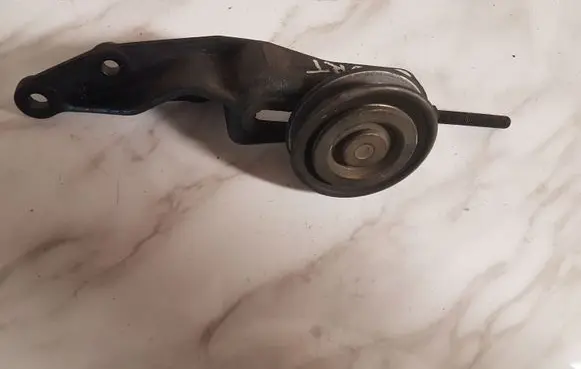 Mitsubishi Pajero Sport I Alternator belt tensioner 