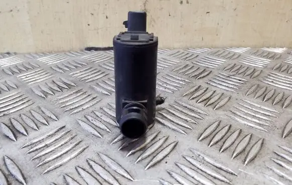 Hyundai ix35 Windscreen/windshield washer pump