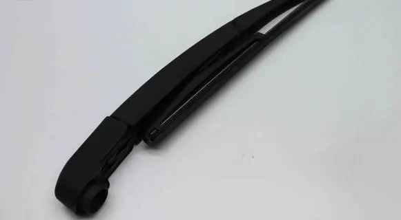 Jeep Renegade Rear wiper blade arm 