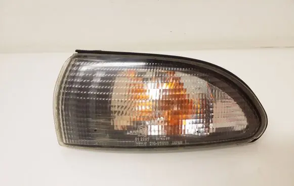 Mitsubishi Galant Front indicator light 21037833