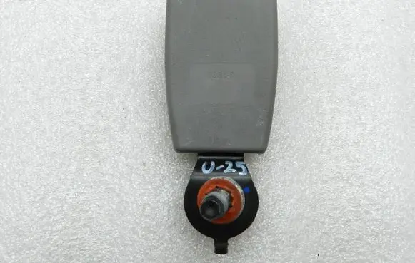 KIA Carnival Rear seatbelt buckle 898304D010KS