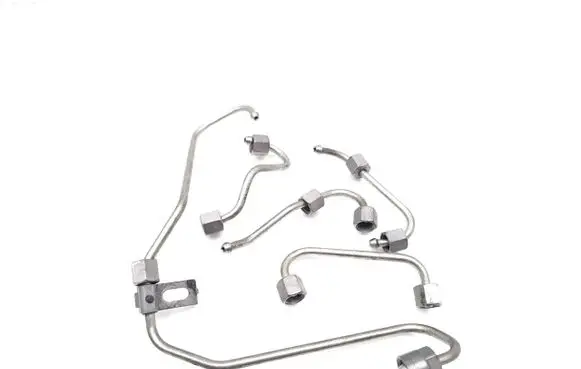 Jaguar XE Fuel injector supply line/pipe 