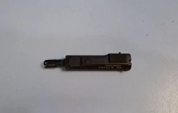 Audi Q5 SQ5 Keyless system antenna 8W0927754