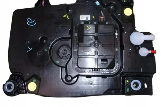Peugeot 508 AdBlue liquid reservoir 1682619380