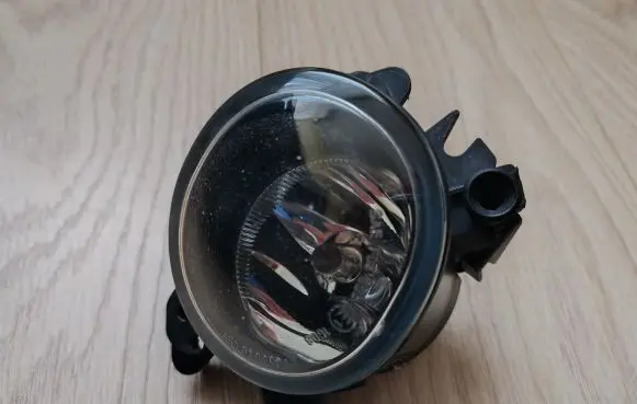 Mercedes-Benz A W169 Front fog light A2518200756