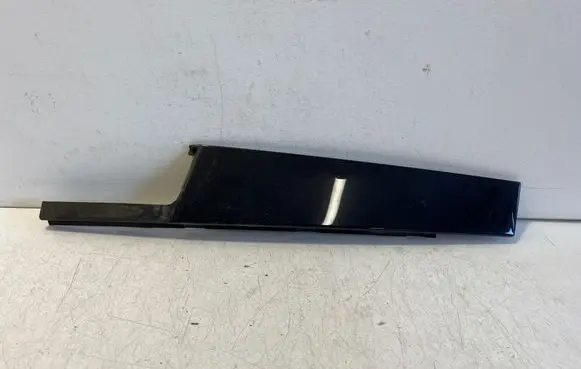 Audi Q2 - Other front door trim element 81A837902