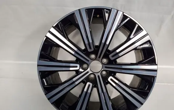 Volvo XC90 R20 alloy rim 31680217