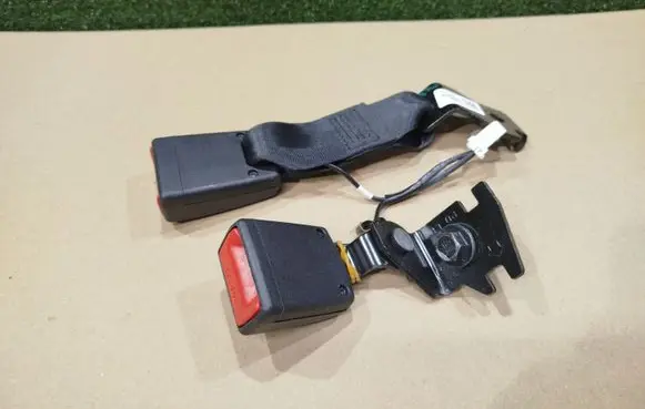 KIA Pro Cee'd III Rear seatbelt buckle 89830J7200 89830J7200WK