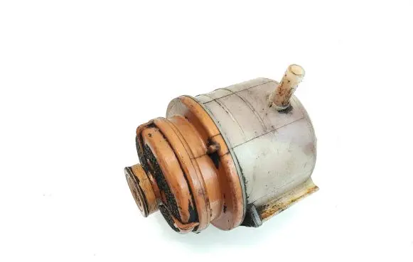Suzuki Grand Vitara II Power steering fluid tank/reservoir