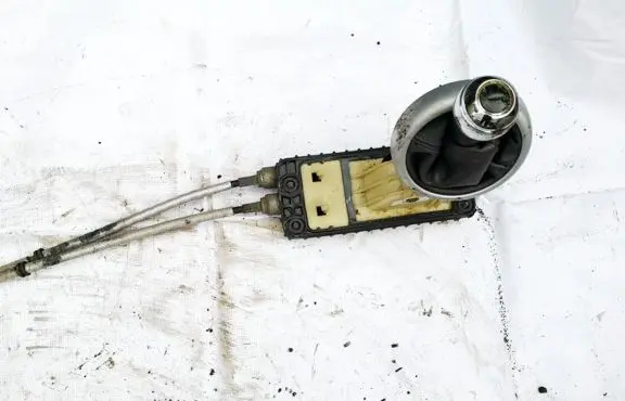 Mini One - Cooper R50 - 53 Gear shifter/selector 8024300100
