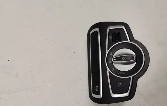 Mercedes-Benz C AMG W205 Light switch A2059051810