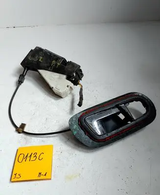 Ford Focus Rear door lock 898656