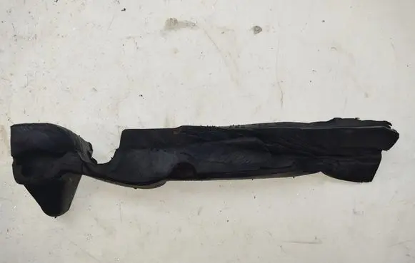 Volkswagen Golf VI Other engine bay part 5K0823729A