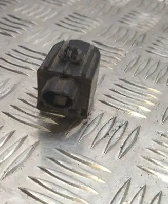 Lexus GS 300 350 430 450H Horn signal 0689003840 8974748020