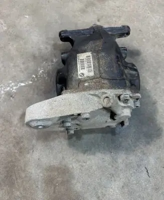 BMW X3 F25 Rear differential 7592005