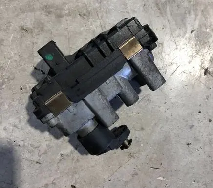 BMW 3 F30 F35 F31 Turbine electric control actuator 797863 7978630090 6NW01043026