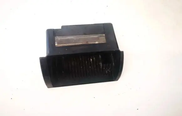 Car ashtray
