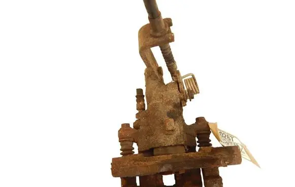 Nissan Primera Rear brake caliper