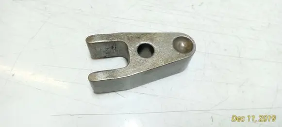 Mercedes-Benz C W203 Fuel Injector clamp holder