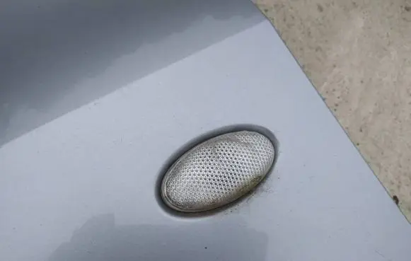 Peugeot 307 Front fender indicator light