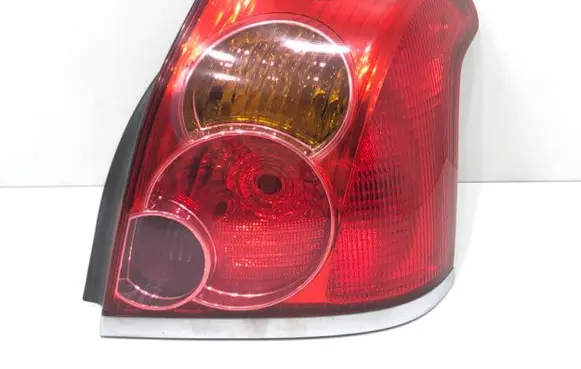 Toyota Avensis T250 Rear/tail lights