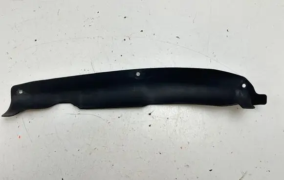 Porsche 911 996 Fender end trim 99650464101