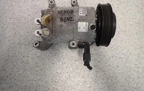 KIA Venga Air conditioning (A/C) compressor (pump)