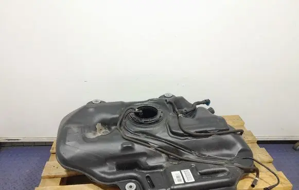 Toyota Corolla E10 Fuel tank 77100F4101