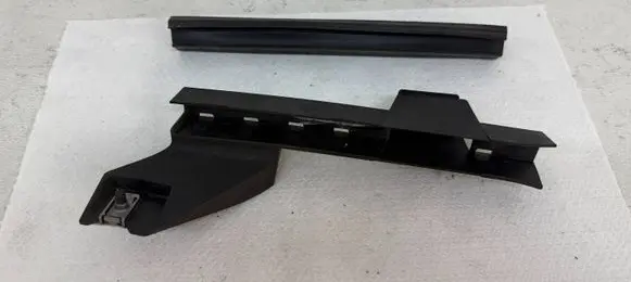 Mercedes-Benz Citan W415 Sliding door middle roller runner 8200497570