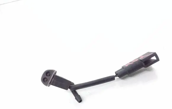 Windshield washer spray nozzle