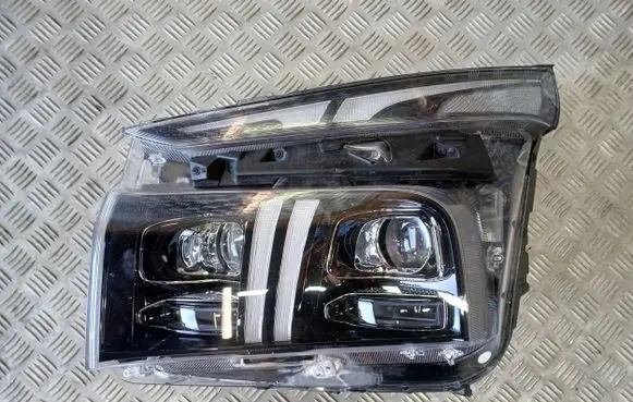 Hyundai Santa Fe Headlight/headlamp