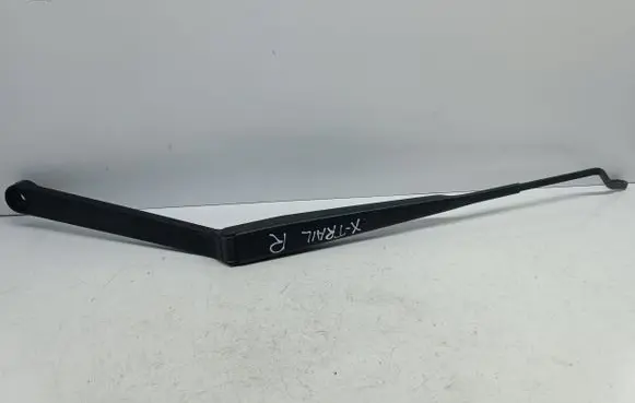 Nissan X-Trail T30 Front wiper blade arm B46LA