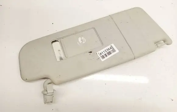 Skoda Octavia Mk2 (1Z) Sun visor 3T0857552