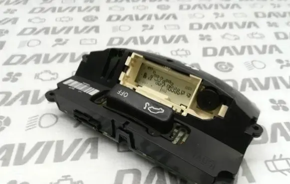 Mercedes-Benz ML AMG W164 Screen/display/small screen 16228382 16228382-1 162283821