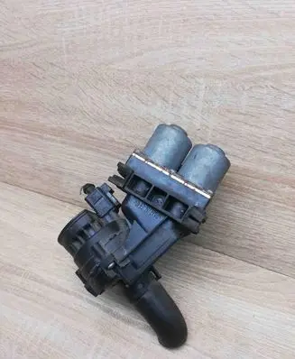 Audi A6 S6 C6 4F Coolant heater control valve 4F2819372