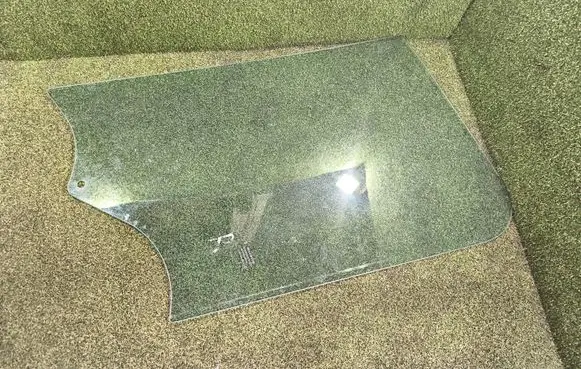Front door window/glass (coupe)