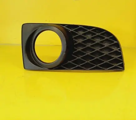 Mazda Premacy Front bumper lower grill C14650C11