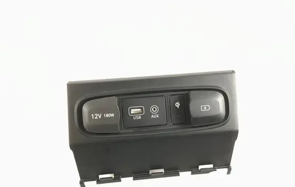 Hyundai Santa Fe USB socket connector 84631S1090 96120S1100 84624S1100