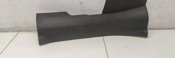 Renault Kadjar Other sill/pillar trim element 632100622