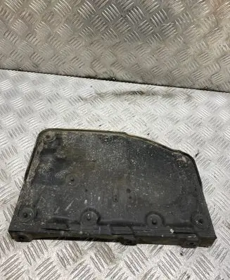 KIA Sportage Engine splash shield/under tray 291202S500