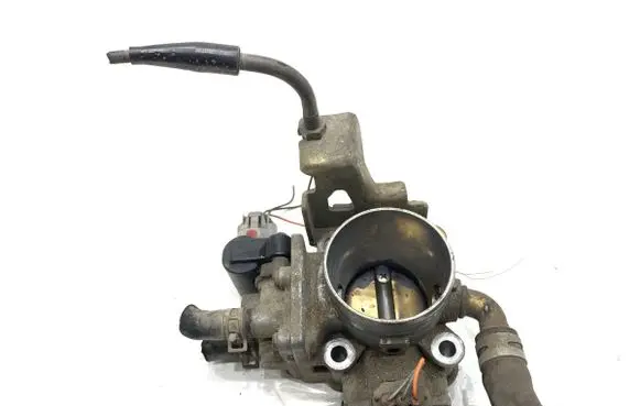 Suzuki Swift I Engine shut-off valve 