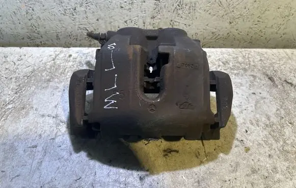 Mercedes-Benz ML W164 Front brake caliper