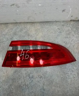 Jaguar XE Rear/tail lights 2VA01195102 GX7313404AG 00097678