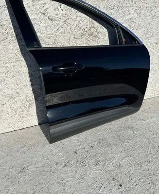 Ford Kuga III Front door