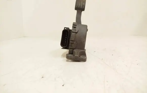 Ford Focus C-MAX Accelerator throttle pedal 3M519F836AF