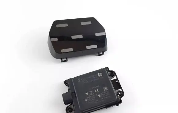 BMW i4 Distronic sensor radar 6892575 66316892575 9500174