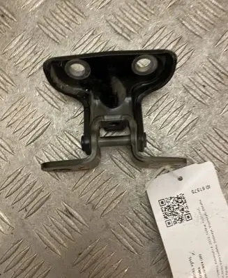 Hyundai Tucson IV NX4 Rear door upper hinge