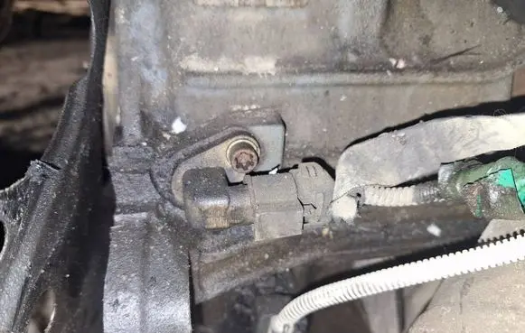 Opel Zafira B Crankshaft position sensor