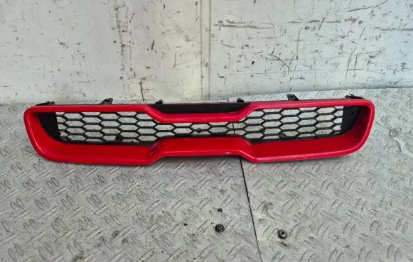 KIA Soul Front bumper upper radiator grill E83802K001 83802K001