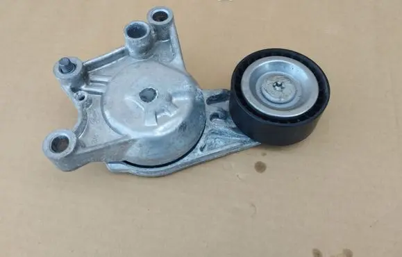 Citroen Jumpy Generator/alternator belt tensioner 9807720180